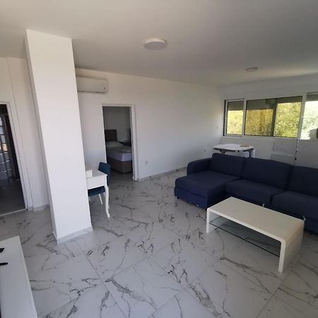 Apartments Bibic Будва Екстер'єр фото