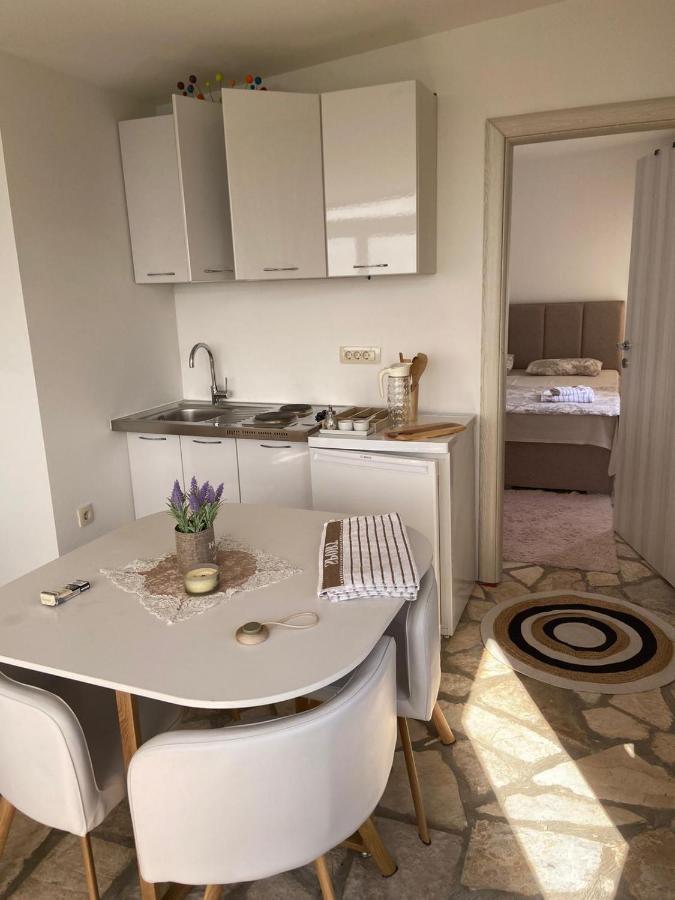 Apartments Bibic Будва Екстер'єр фото
