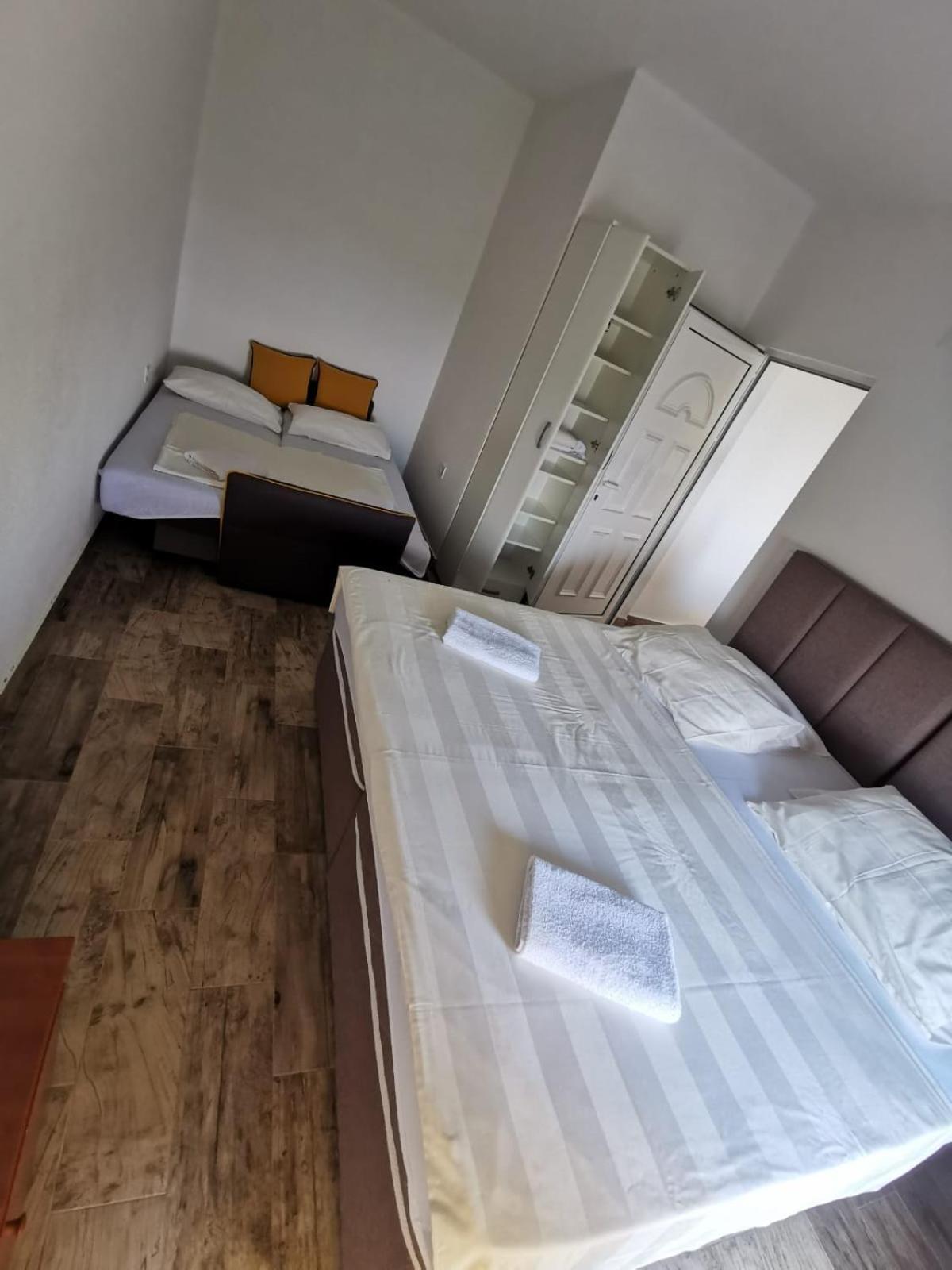 Apartments Bibic Будва Екстер'єр фото