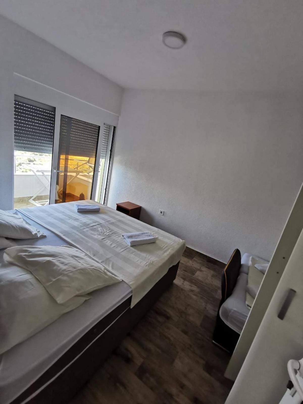 Apartments Bibic Будва Екстер'єр фото
