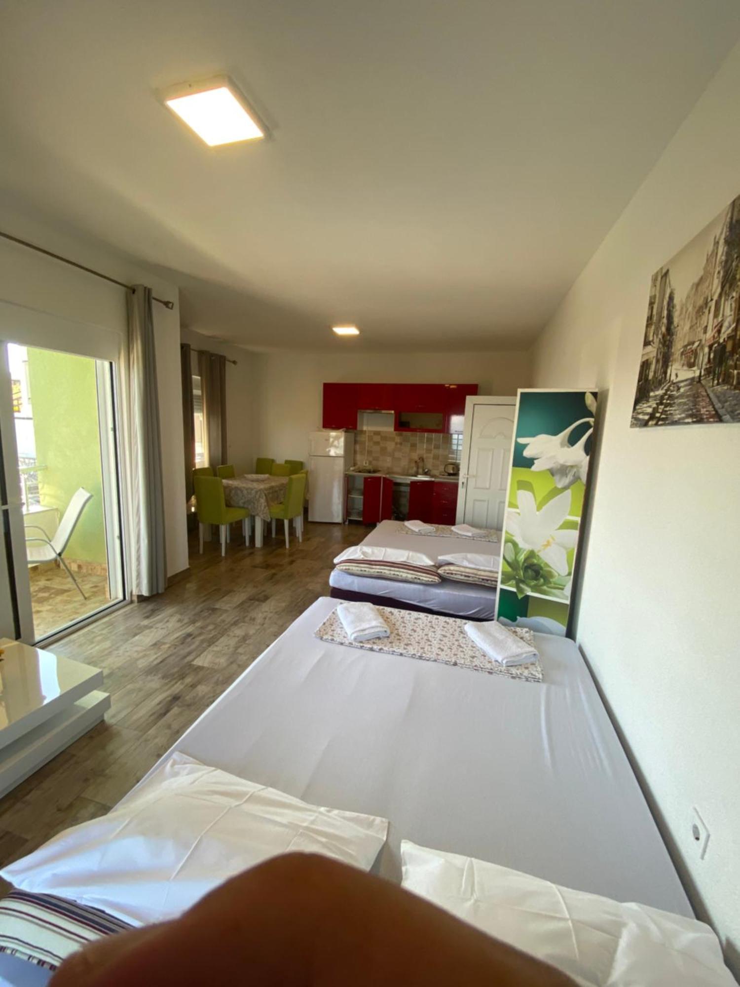 Apartments Bibic Будва Екстер'єр фото