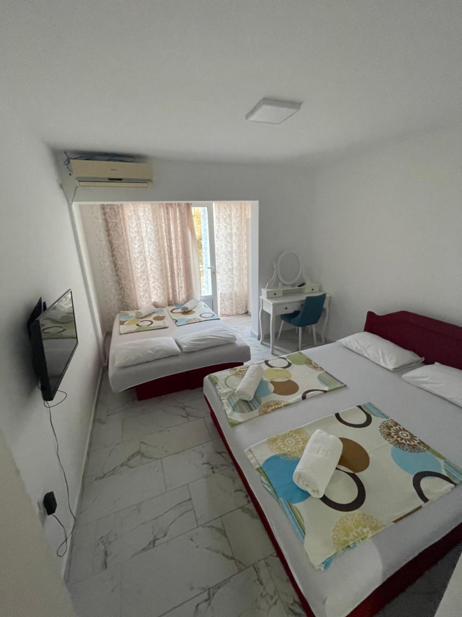 Apartments Bibic Будва Екстер'єр фото